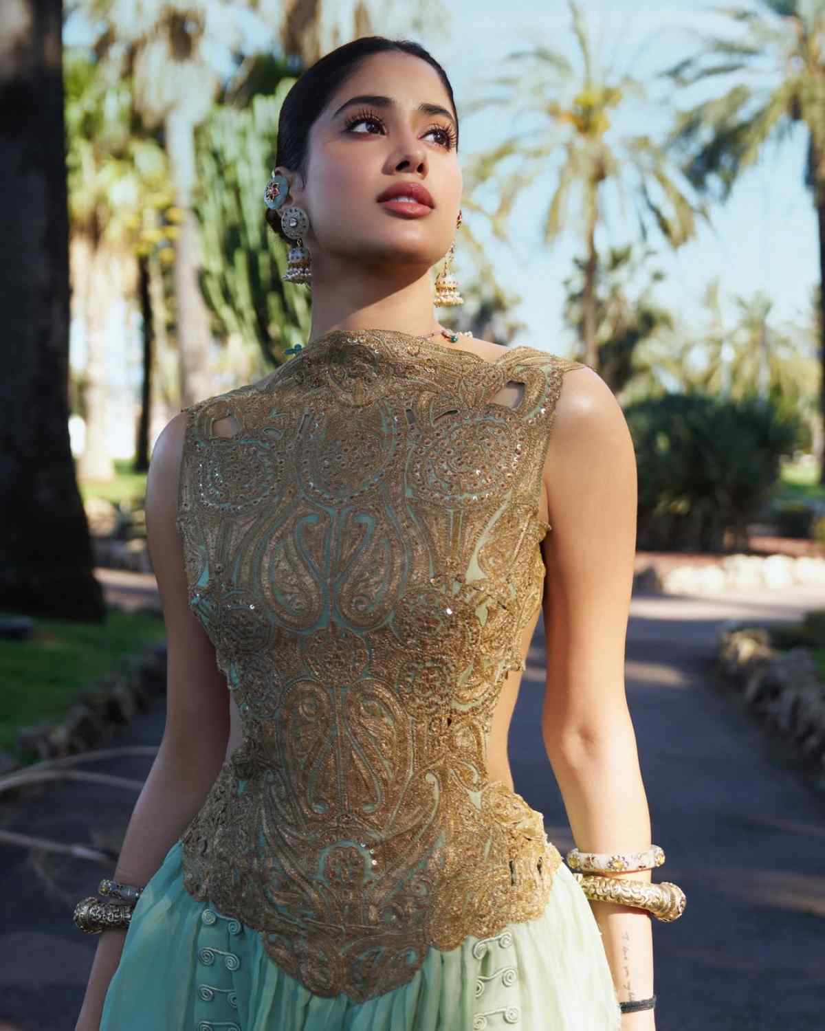 Janhvi Kapoor Photos