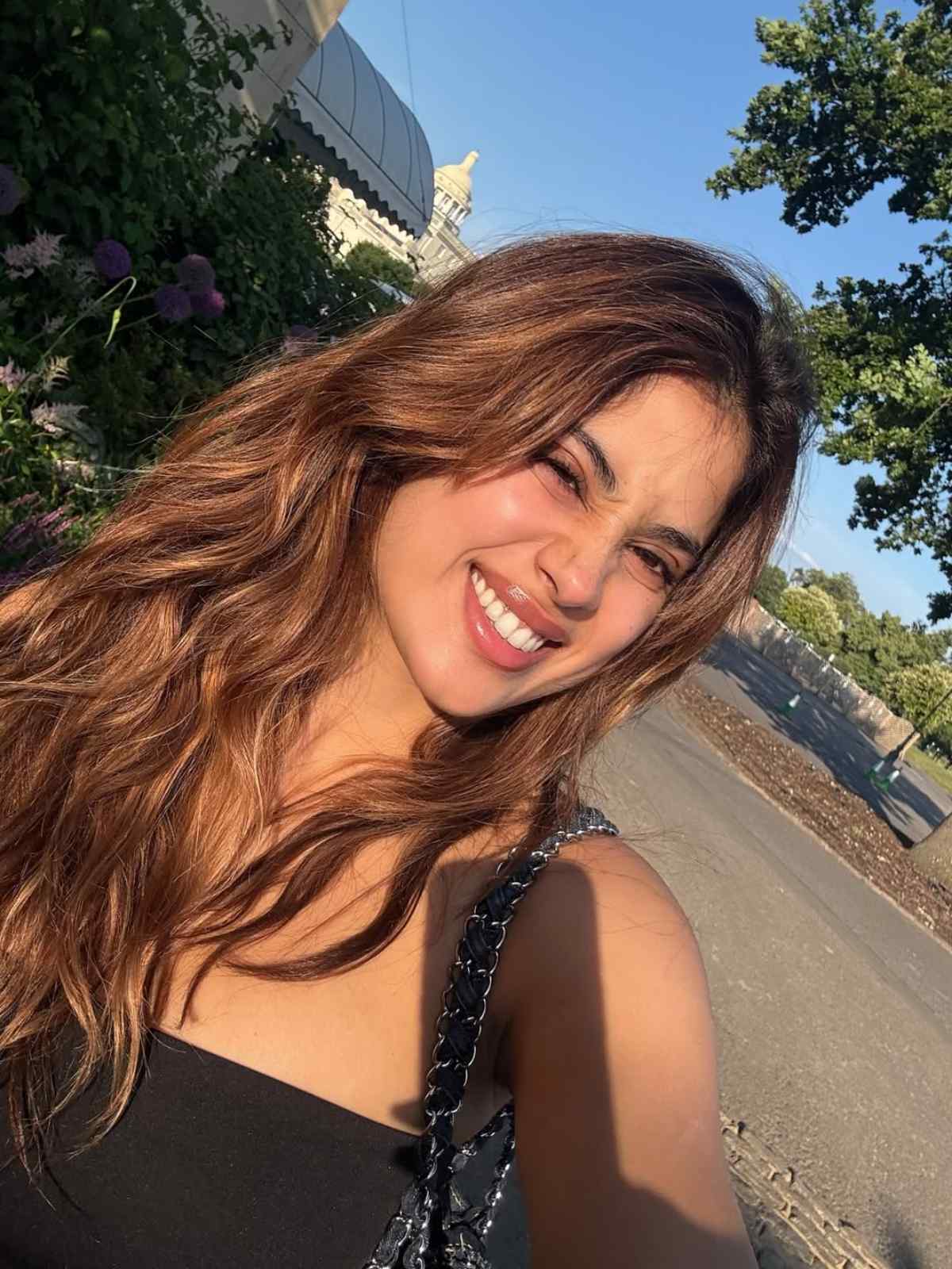 Janhvi Kapoor Photos
