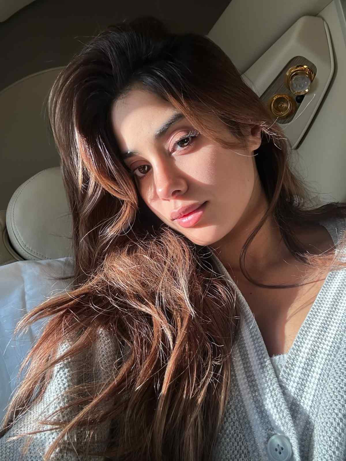 Janhvi Kapoor Photos