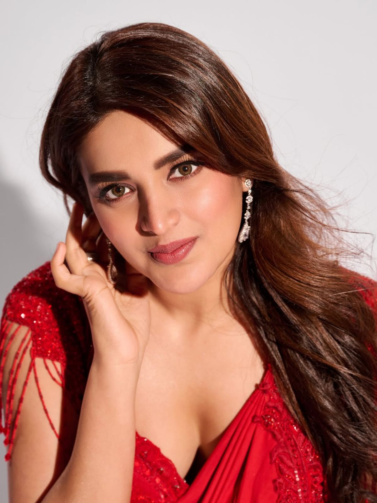 Nidhhi Agerwal Photos