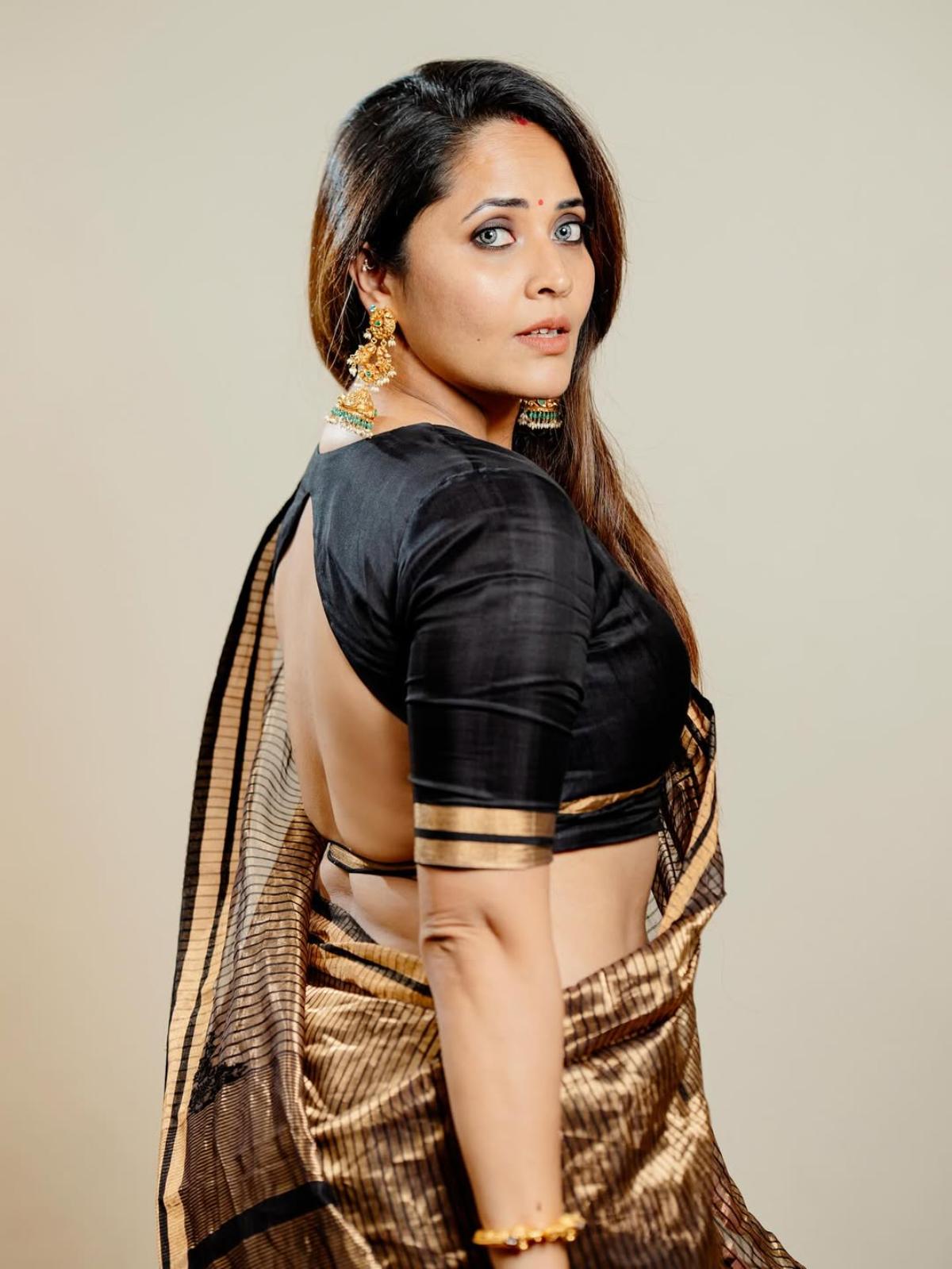 Anasuya Bharadwaj Photos