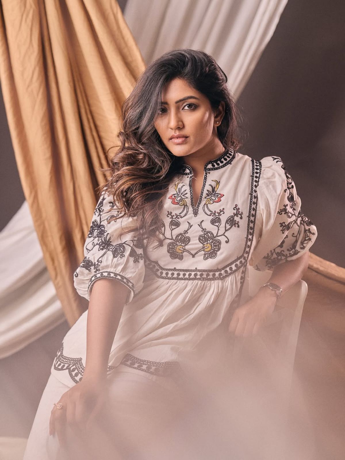 Eesha Rebba Photos