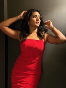 Eesha Rebba Photos
