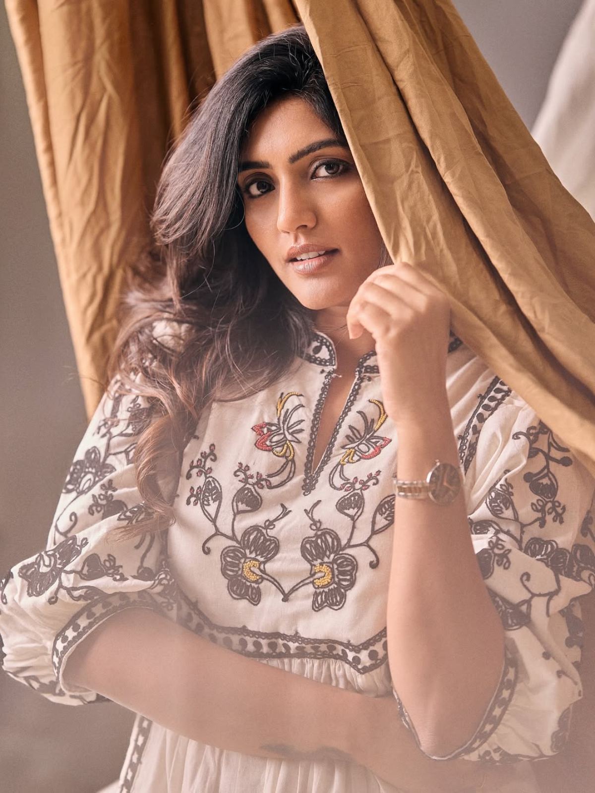 Eesha Rebba Photos