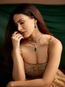 Amyra Dastur Photos