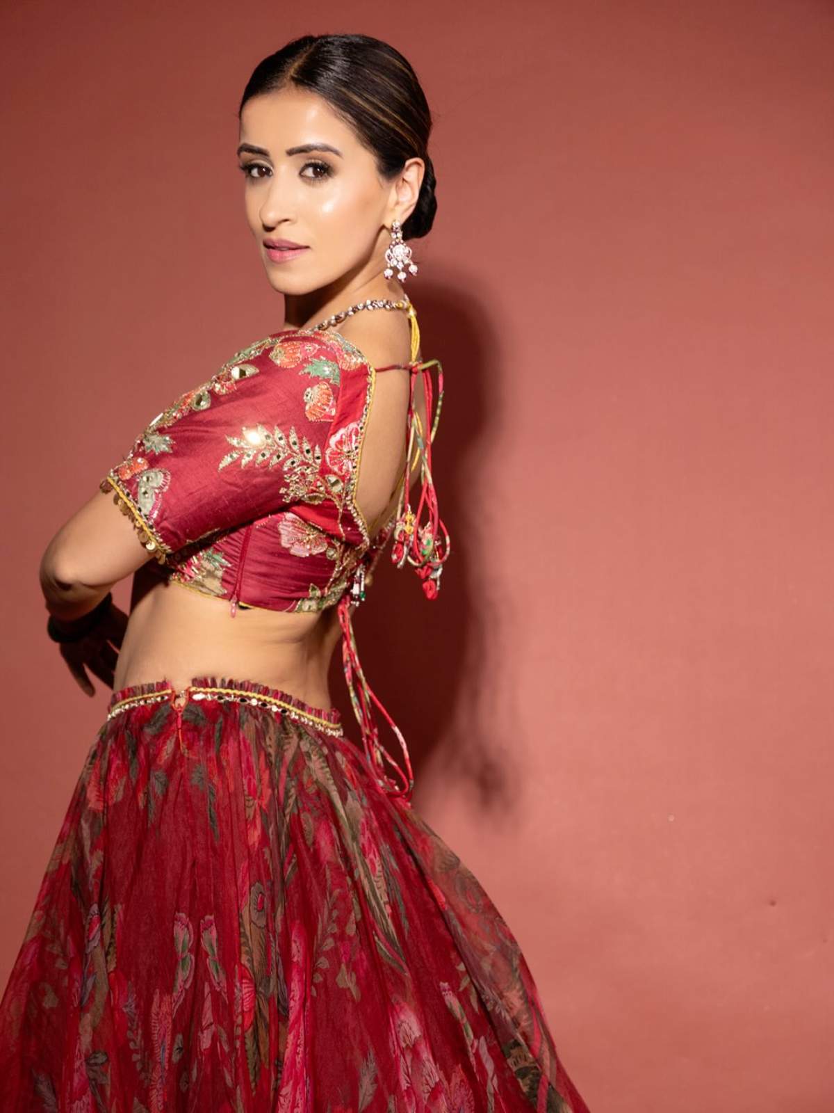 Anshu Photos