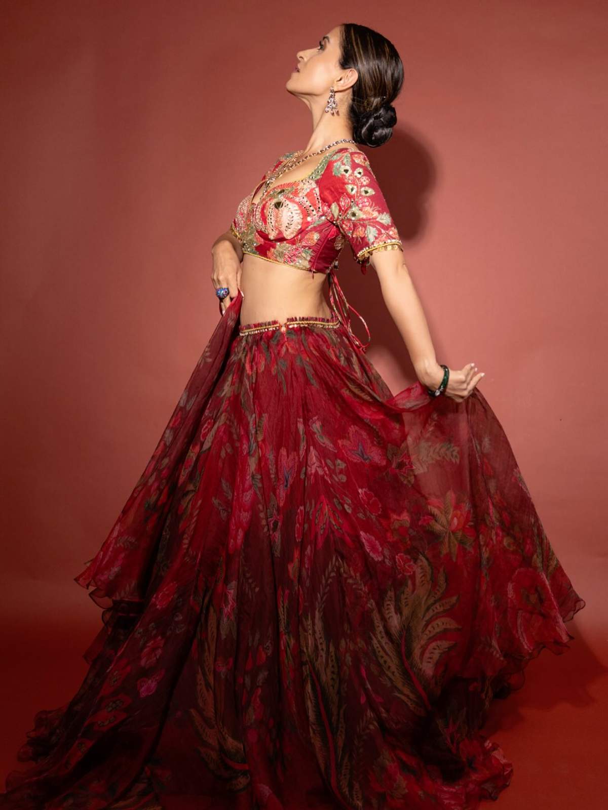 Anshu Photos
