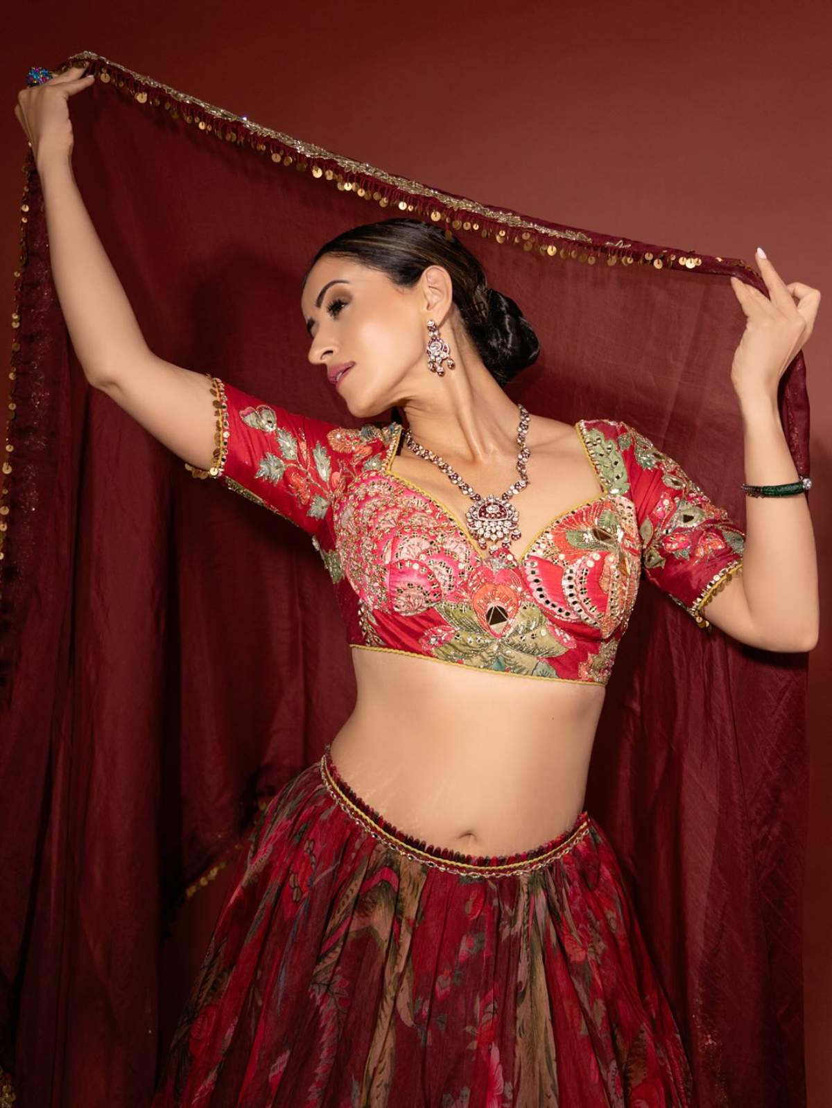 Anshu Photos