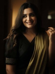 Divya Pillai Photos