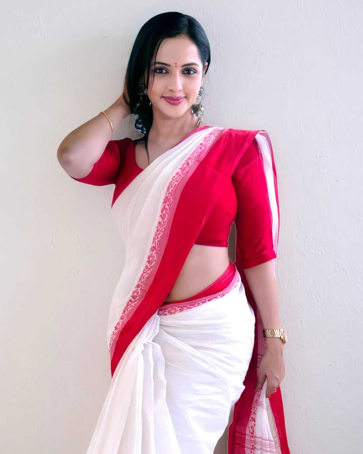 Jyothi Poorvaj Photos