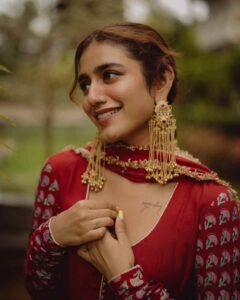 Priya Prakash Varrier Photos